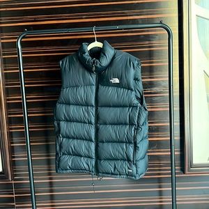 Men’s North Face Puffer Vest